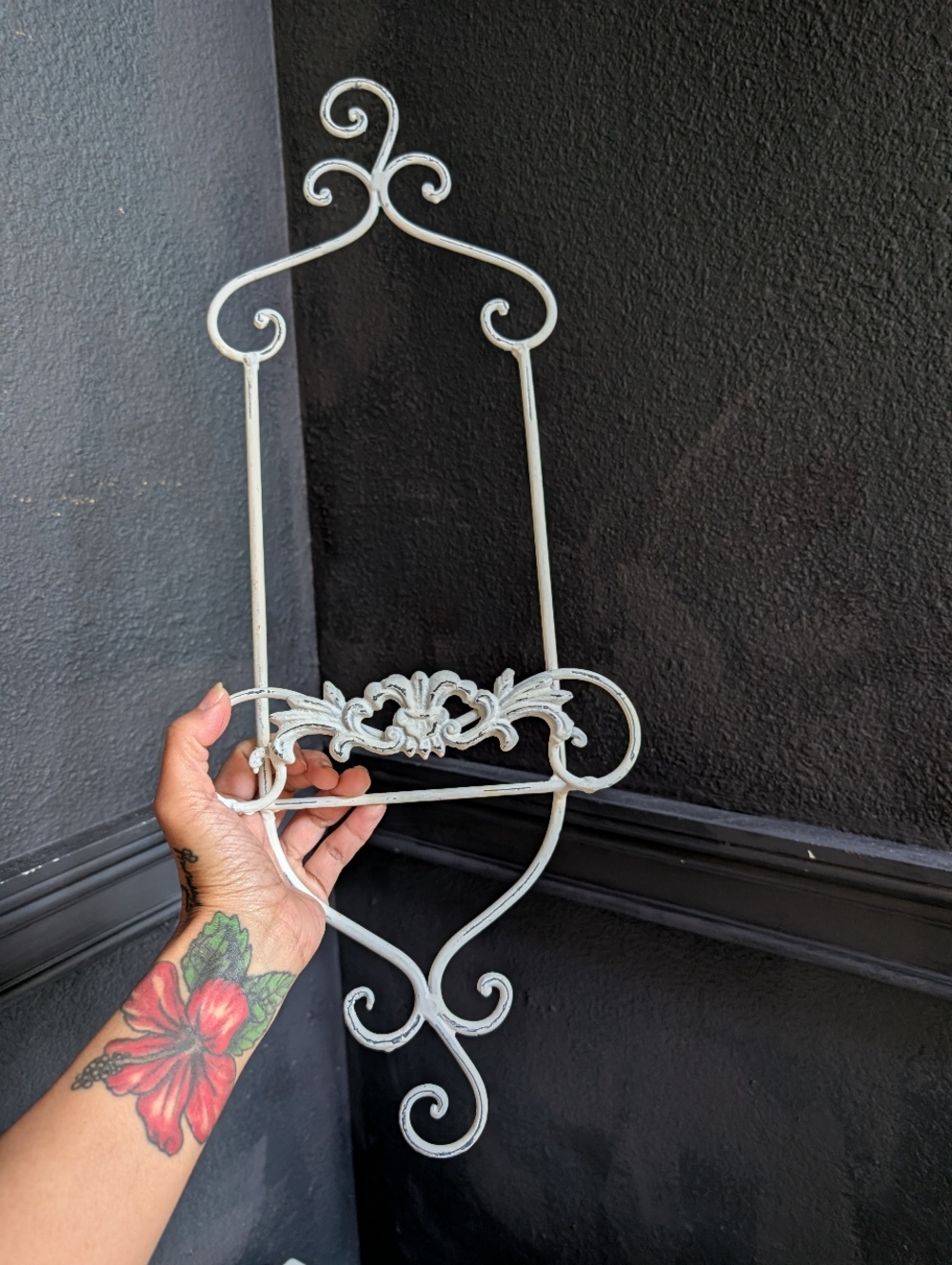 Vintage Set Of 2 White distressed Metal plate frame wall rack holder, 22"